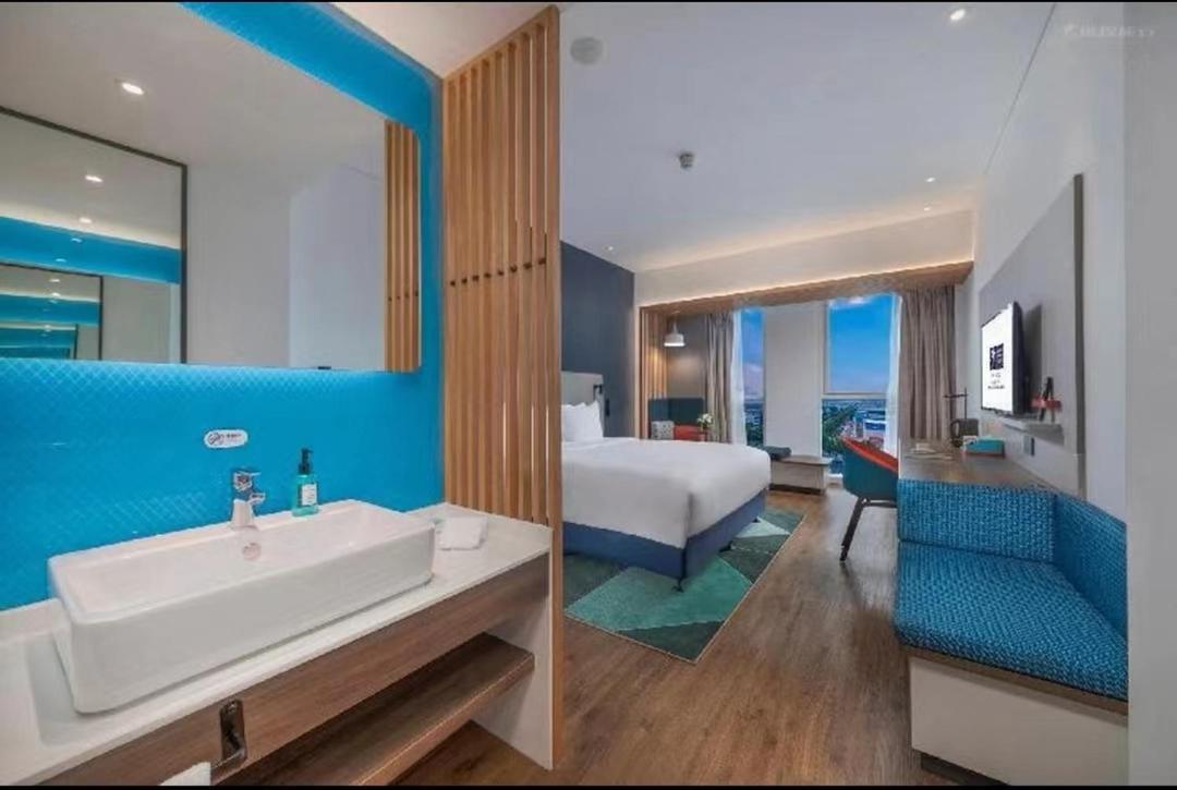 Holiday Inn Express Qingdao Chengyang Central By Ihg Dış mekan fotoğraf